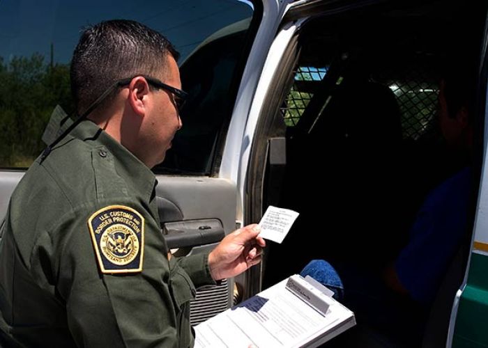California enviará 650 elementos de la guardia nacional para la militarización de la frontera; Texas espera al menos mil (Gerald Nino/Oficina de Aduanas y Protección Fronteriza de los Estados Unidos)