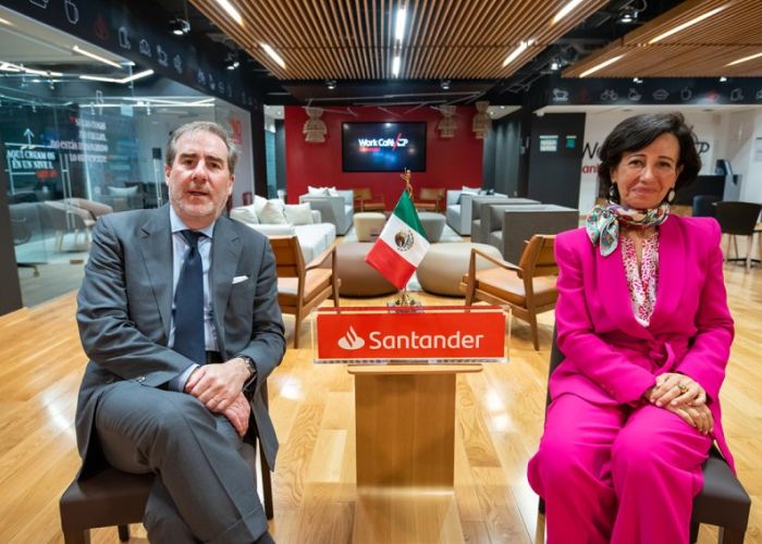 Héctor Grisi y Ana Botín en México en abril de 2021 (Foto: Santander)