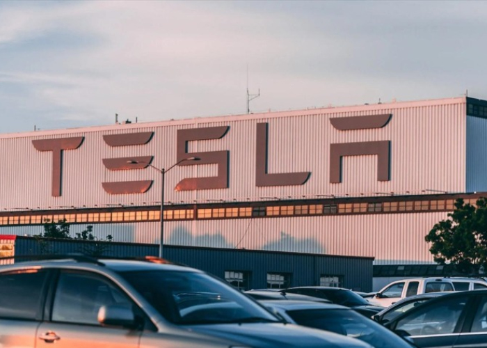 A lo largo del año, Tesla ha enfrentado incertidumbre con caídas continuas en el valor de sus acciones. (Imagen: Pexels)