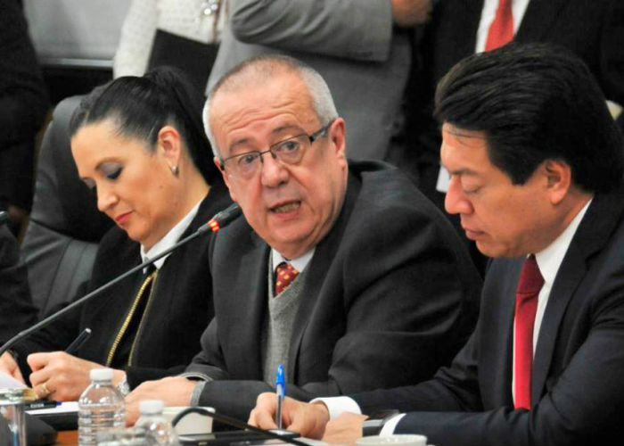 El secretario de Hacienda y Crédito Público, Carlos Urzúa [centro] presentó el paquete económico para 2019 (Foto:@SHCP_mx)