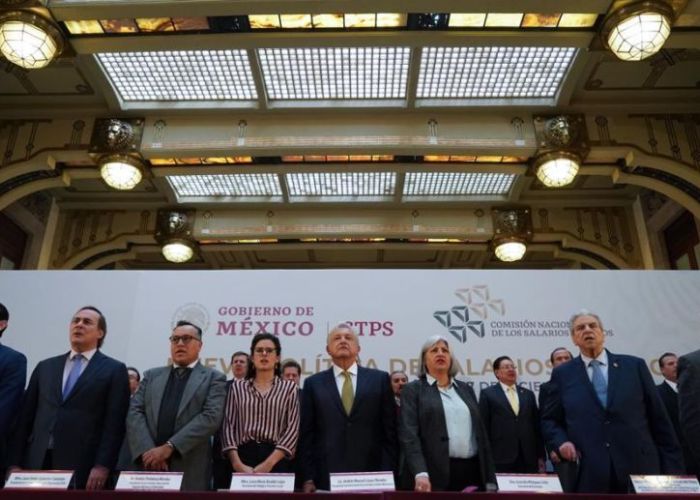 El presidente López Obrador presidió el acto denominado Nueva Política para los Salarios Mínimos, en Palacio Nacional
